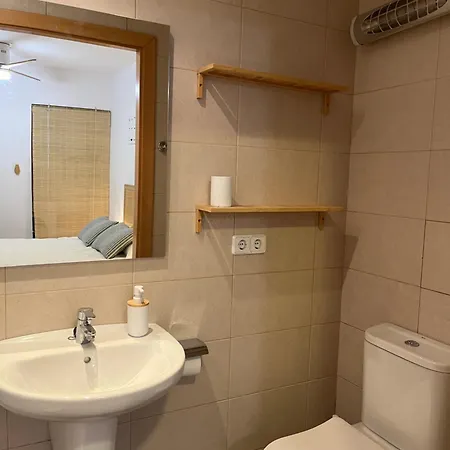 Tramuntaneta * L' Escala